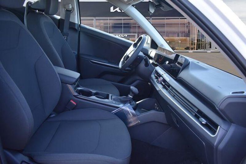 New 2026 Kia K4 LXSImage 13