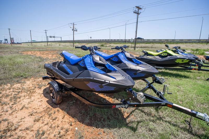 2023 SEADOO PWC SPARK TRIXX 90 BE 3UP IBR 23  in a BLUE exterior color. Family PowerSports (877) 886-1997 familypowersports.com 