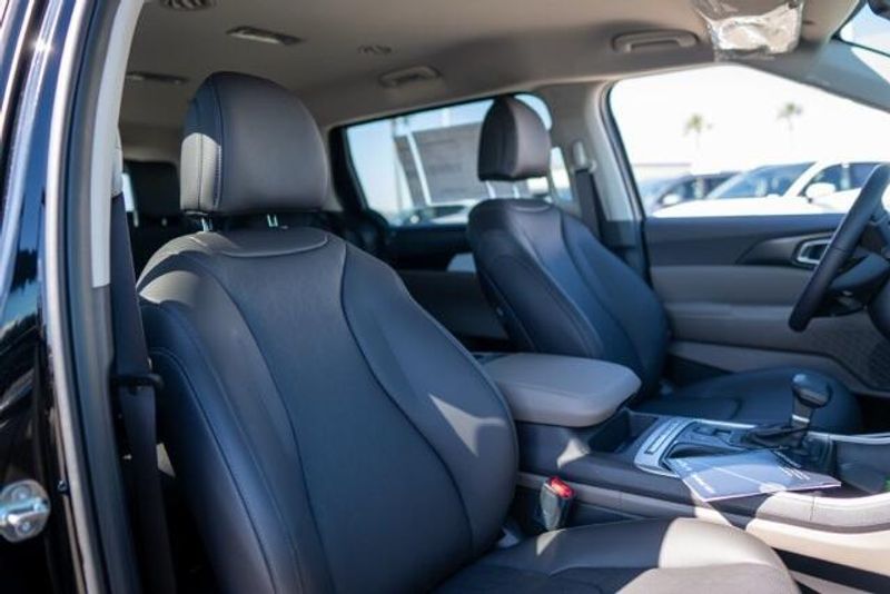 New 2026 Kia Carnival SXImage 11