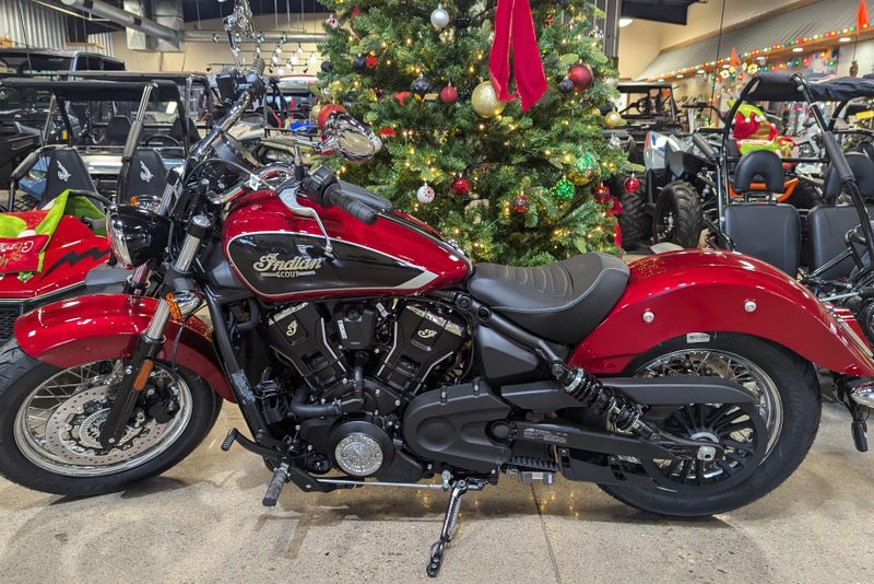 2025 INDIAN MOTORCYCLE INDIAN SCOUT CLASSIC LIMITED WITH TECHNOLOGY PACKAGE SUNSET RED METALLIC 