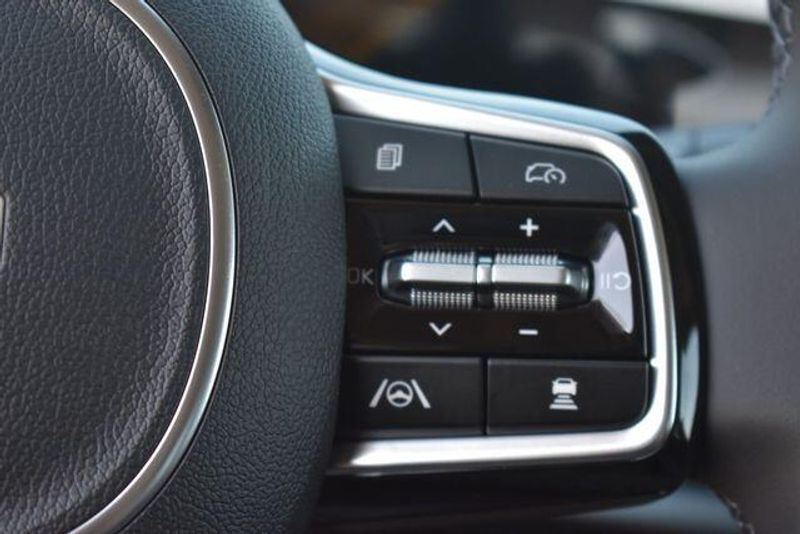 New 2026 Kia Carnival LXSImage 26