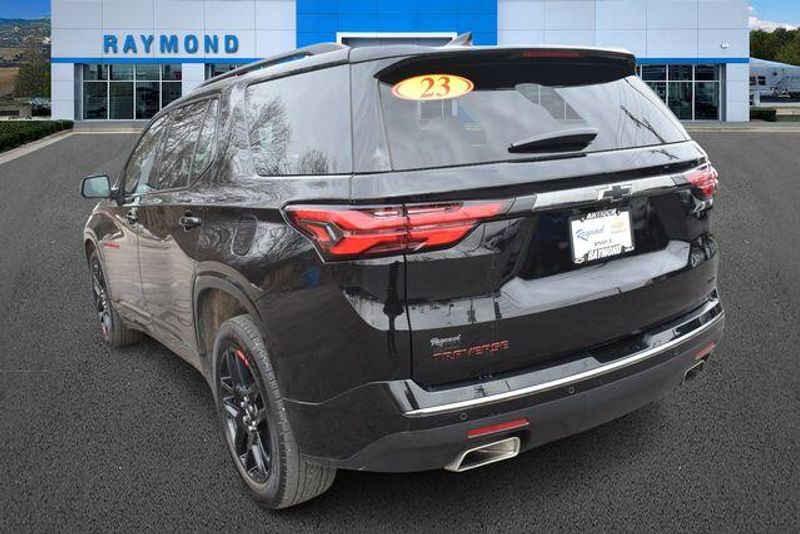 Used 2023 Chevrolet Traverse PremierImage 6