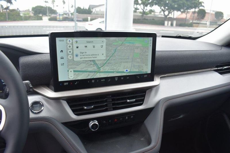 New 2025 Ford Explorer ActiveImage 18