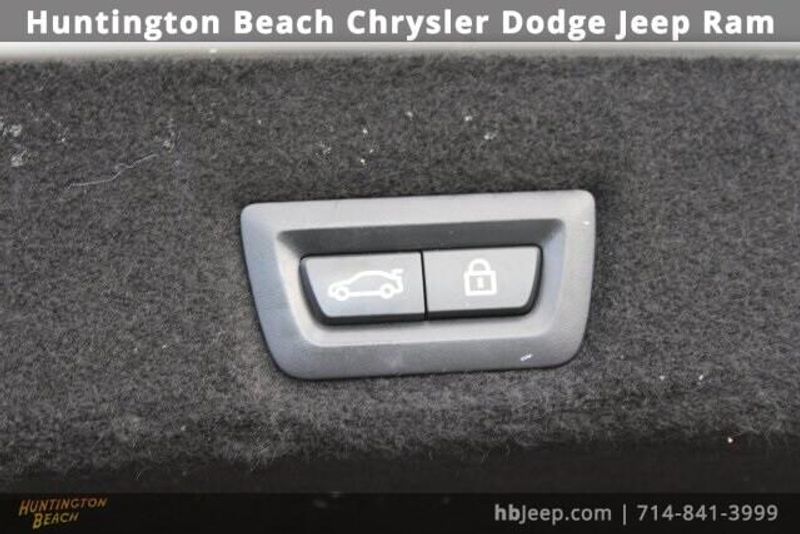 2020 BMW 7 Series 740iImage 42