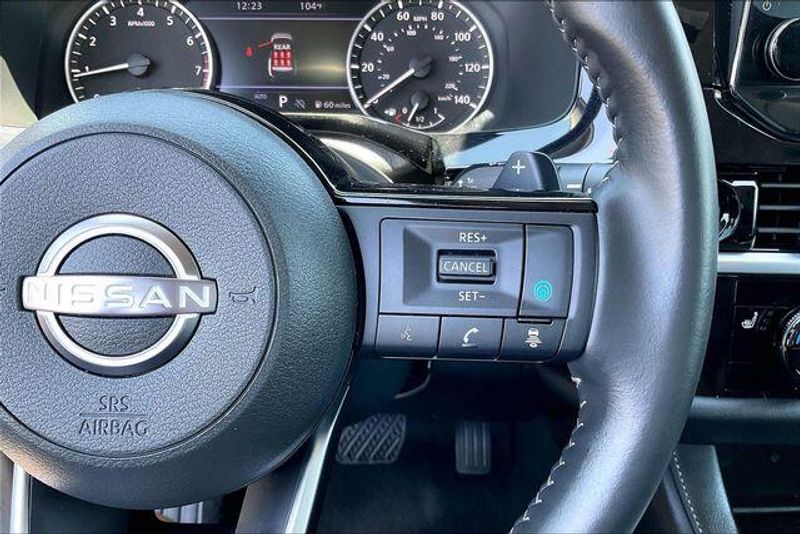 Used 2025 Nissan Pathfinder SLImage 19