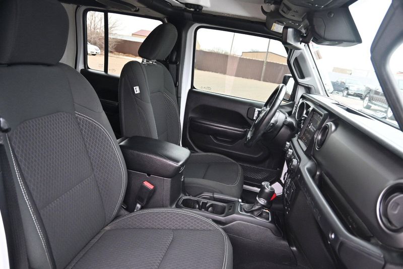 2021 Jeep Wrangler Unlimited 80th AnniversaryImage 16