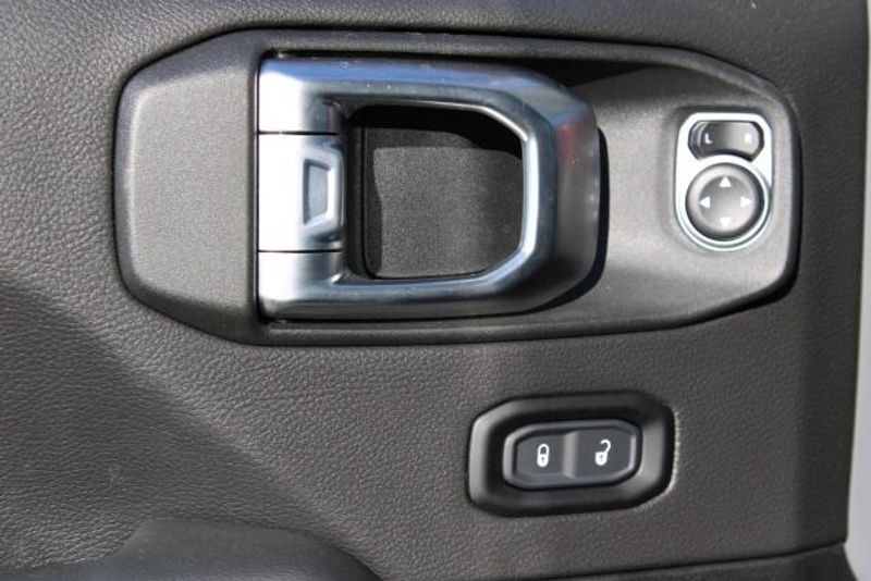 2023 Jeep Wrangler 4xE Rubicon 20th Anniversary 4x4Image 27