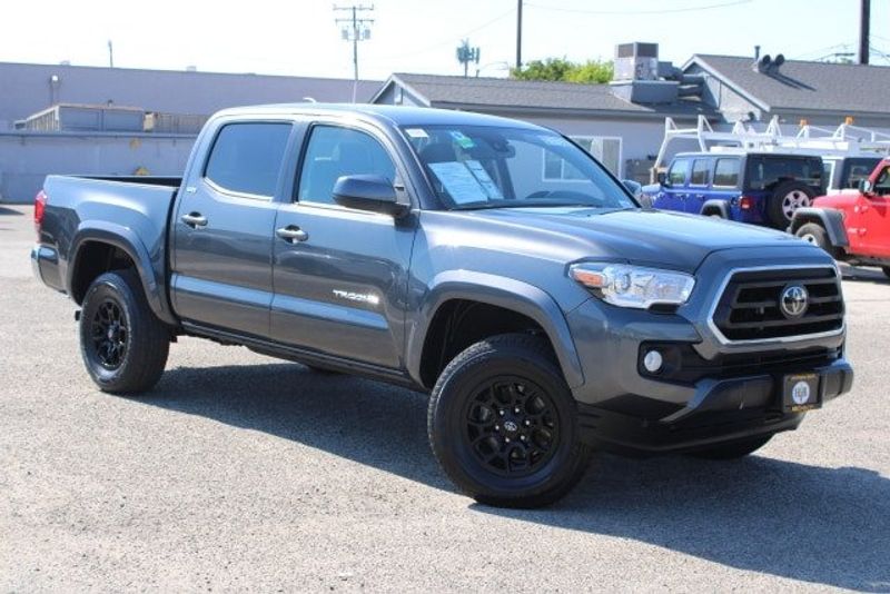 2021 Toyota Tacoma SR5Image 1