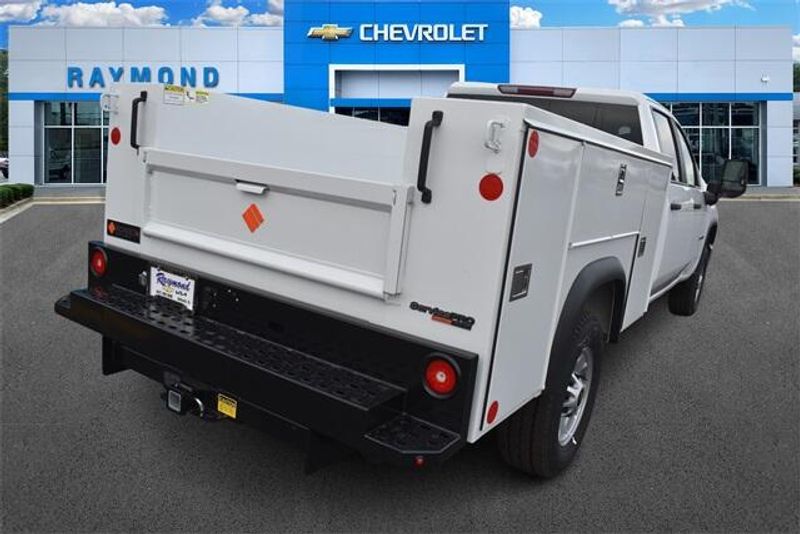 2024 Chevrolet Silverado 2500HD Work TruckImage 3