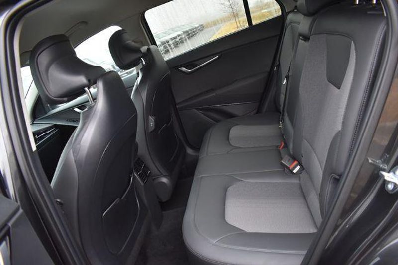 New 2025 Kia Niro EXImage 18