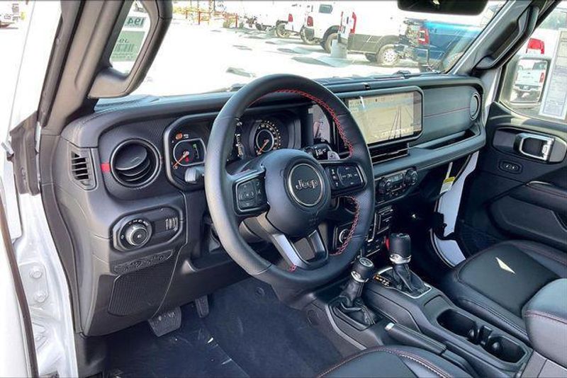 New 2026 Jeep Wrangler 4-door Moab 392Image 6