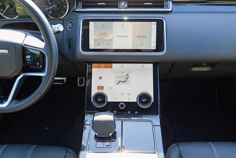 2022 Land Rover Range Rover Velar P250 R-Dynamic S photo 43