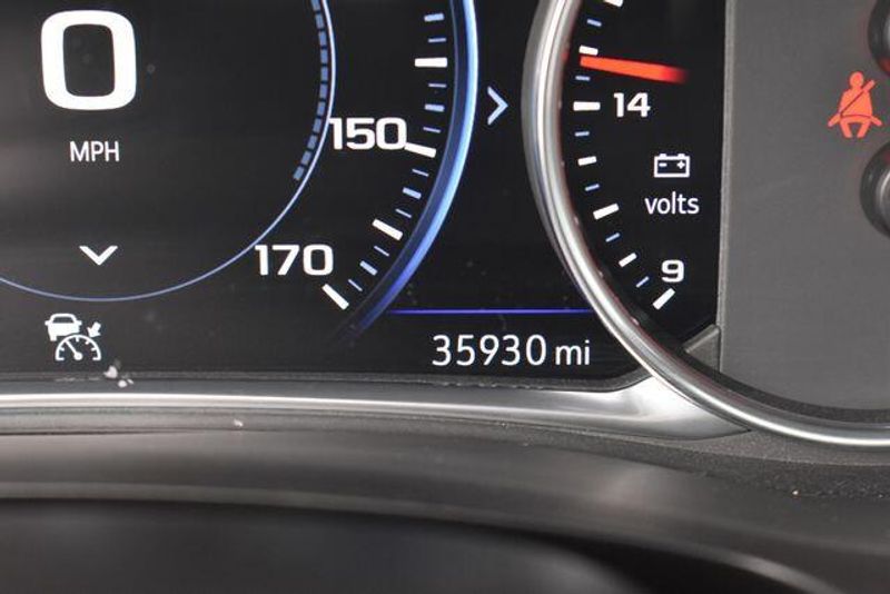 Used 2023 Chevrolet Traverse PremierImage 32