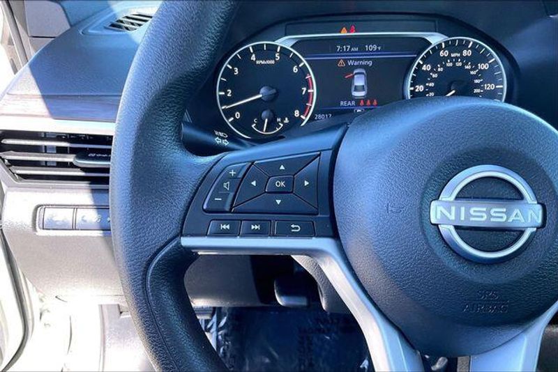 Used 2025 Nissan Altima 2.5 SVImage 18