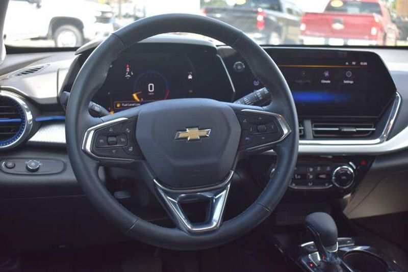 New 2026 Chevrolet Trax LTImage 18