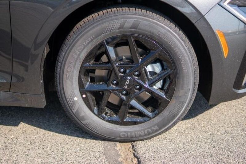 New 2026 Kia K5 LXSImage 9