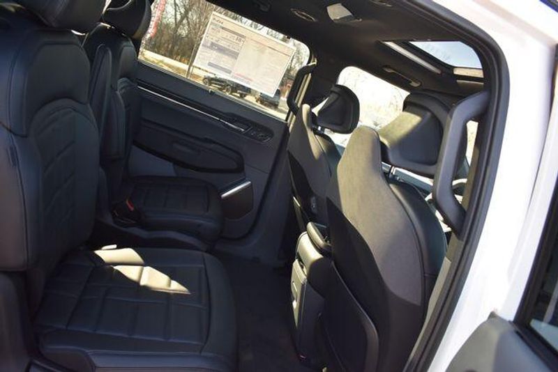 New 2026 Kia EV9 LandImage 18