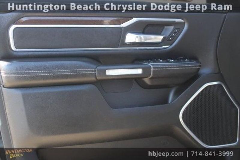 2022 RAM 1500 LaramieImage 12