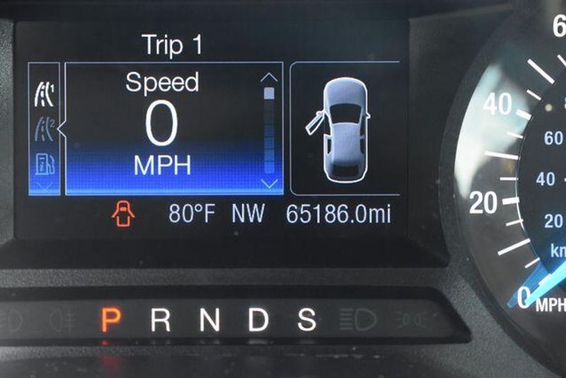 Used 2017 Ford Fusion SEImage 24