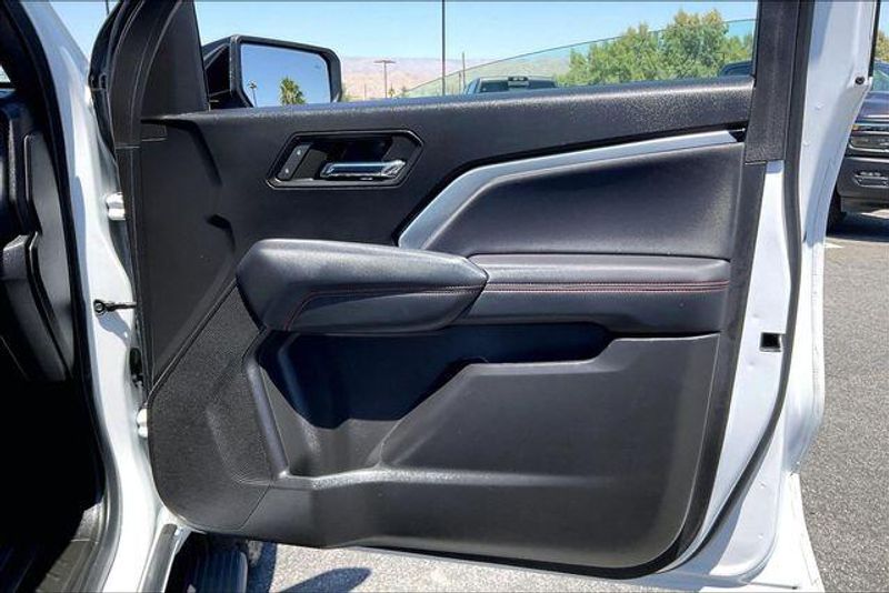 Used 2024 Chevrolet Colorado Z71Image 23