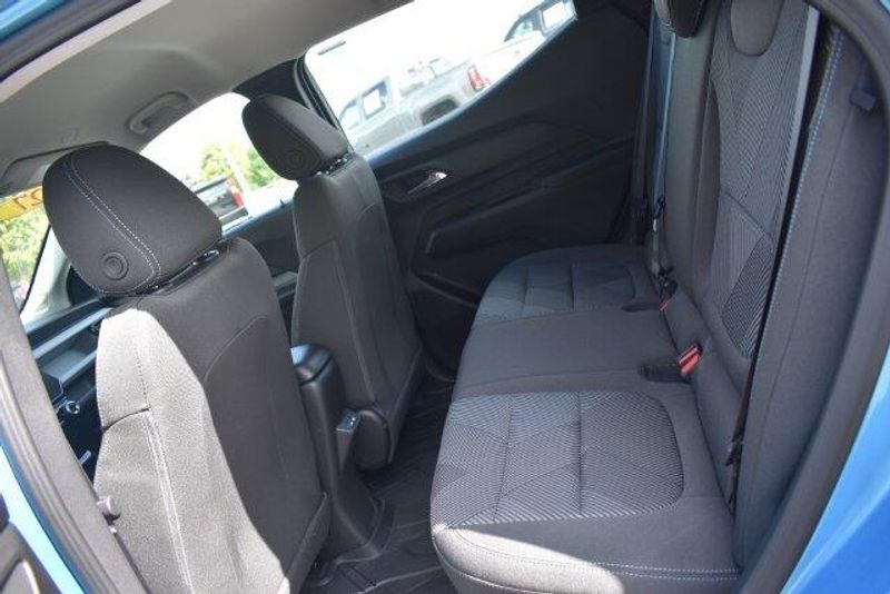 New 2027 Chevrolet Bolt EV LTImage 18