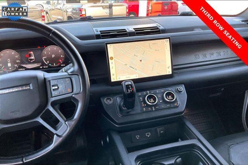 Used 2024 Land Rover Defender X-Dynamic SEImage 5