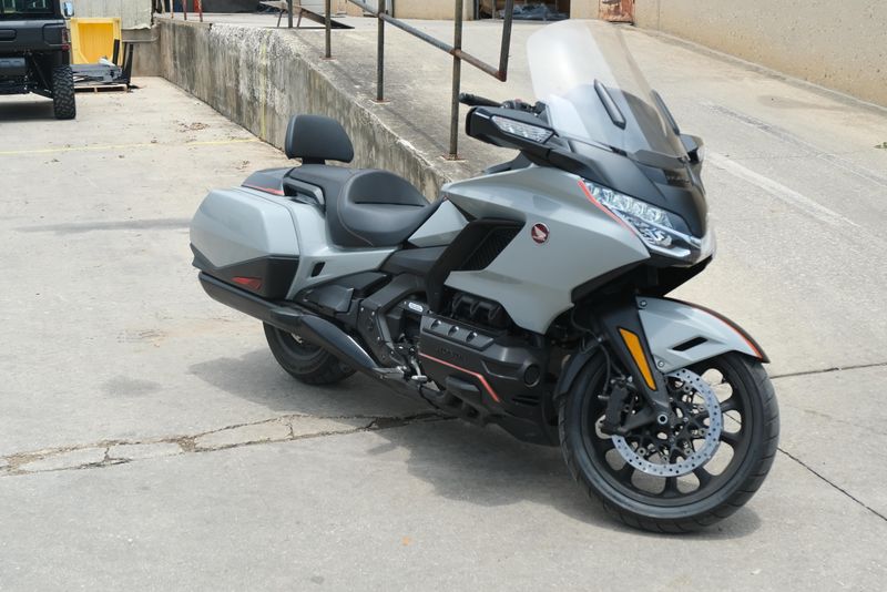 2021 HONDA GOLDWING DCT DEEP PEARL GRAY 