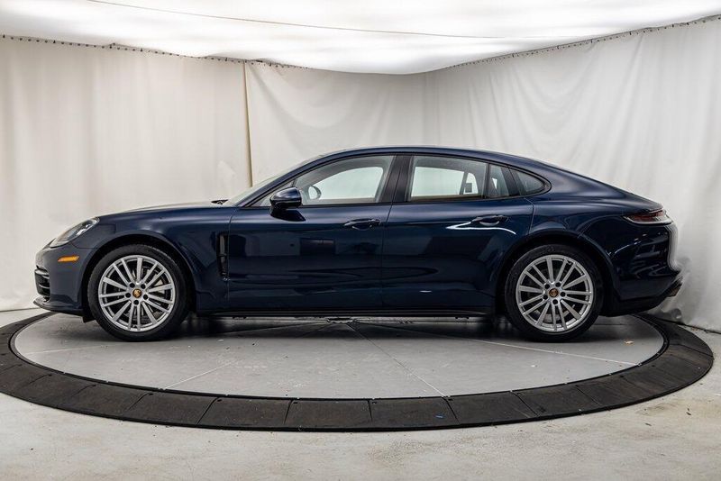 2021 Porsche Panamera 4Image 2