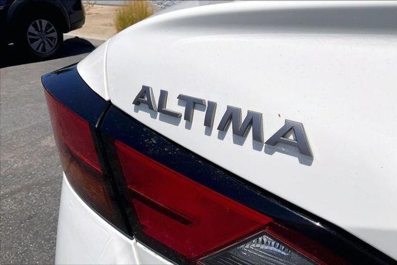 Used 2024 Nissan Altima 2.5 SImage 7