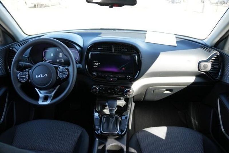 Used 2025 Kia Soul SImage 15