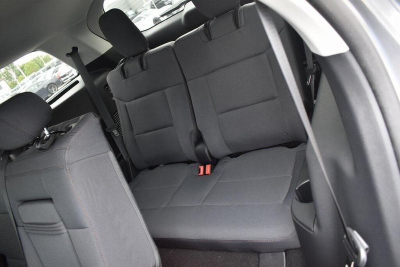 New 2025 Ford Explorer ActiveImage 8