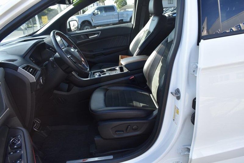 Used 2022 Ford Edge ST LineImage 14