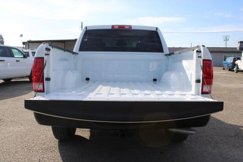 2023 RAM 1500 Classic Tradesman Crew Cab 4x2Image 9