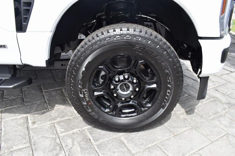 New 2024 Ford F-250SD XL FX4Image 4