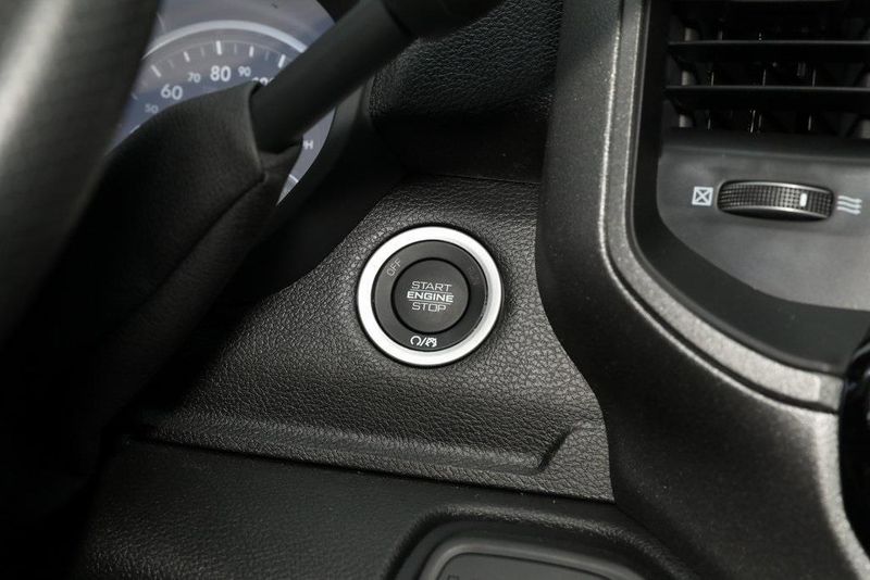 2025 RAM 2500 Tradesman Regular Cab 4x4 8