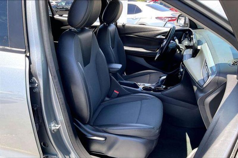 Used 2025 Buick Encore GX PreferredImage 6