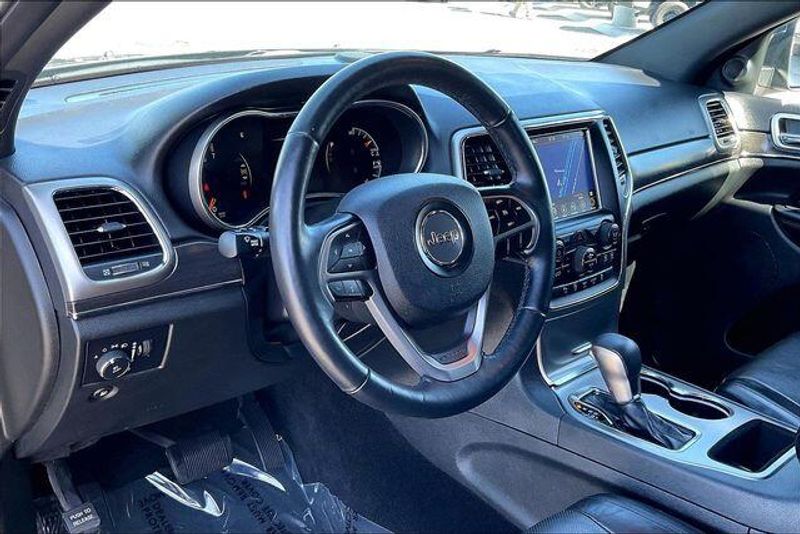 Used 2018 Jeep Grand Cherokee LimitedImage 14