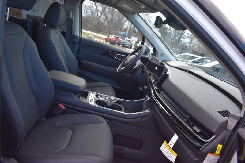 New 2026 Kia Carnival Hybrid SX PrestigeImage 16