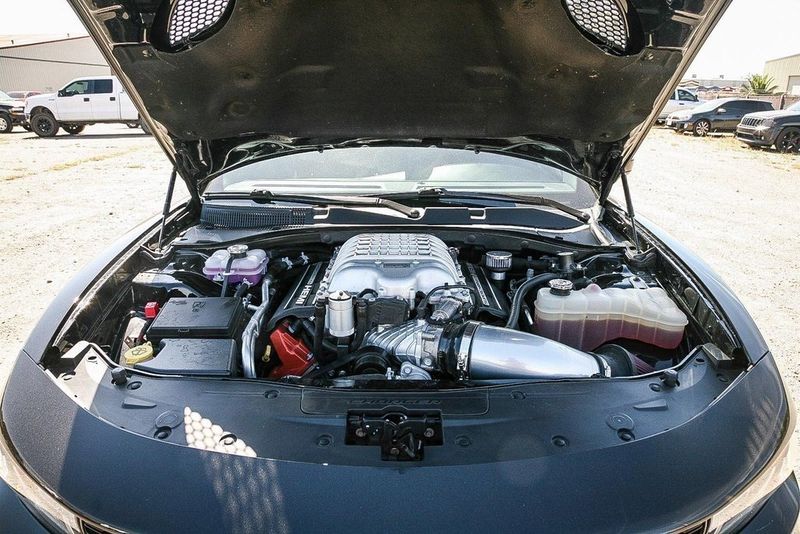 2020 Dodge Charger SRT Hellcat Widebody w/ Carbon/Suede Interior & Moon RoofImage 28