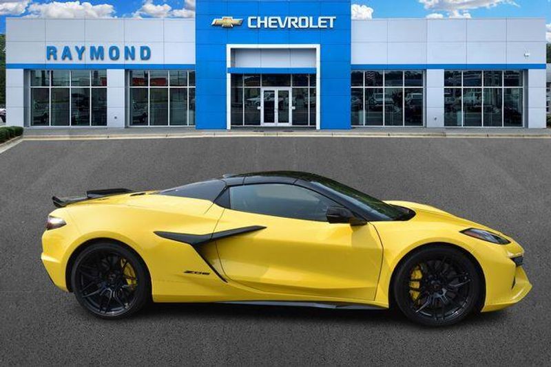 New 2025 Chevrolet Corvette Z06Image 2