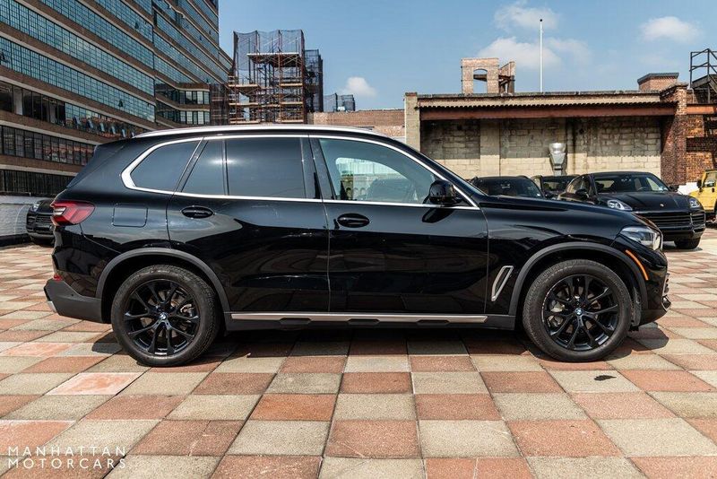 2022 BMW X5 xDrive40iImage 6