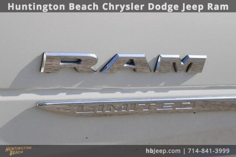 2019 RAM 3500 LimitedImage 16
