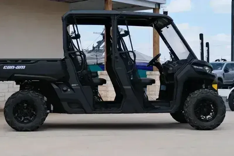 2025 CAN-AM DEFENDER MAX XT 64 HD10 STEALTH BLACK 