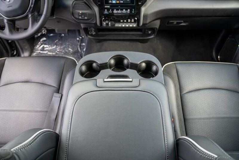 New 2026 RAM 2500 LaramieImage 21