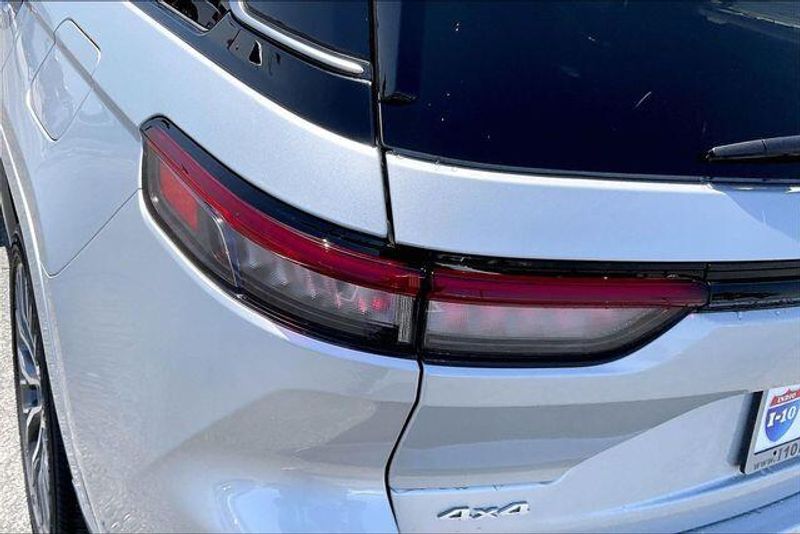 New 2026 Jeep Grand Cherokee SummitImage 12