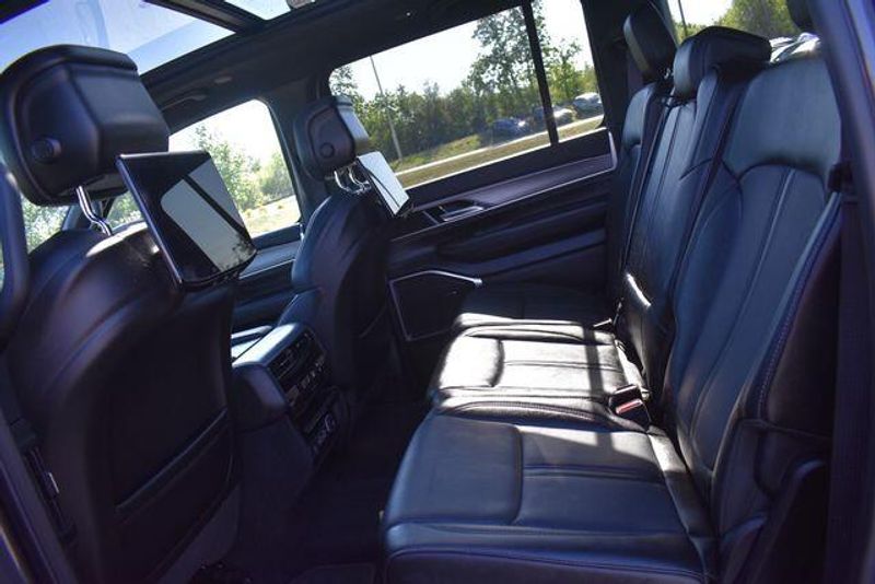 2024 Jeep Wagoneer Series IIImage 25