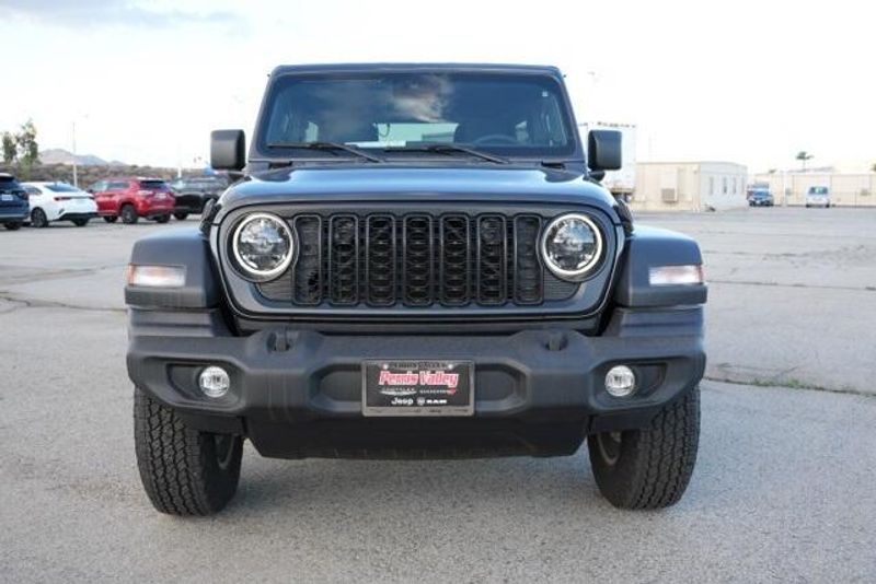 Used 2025 Jeep Wrangler Sport SImage 2