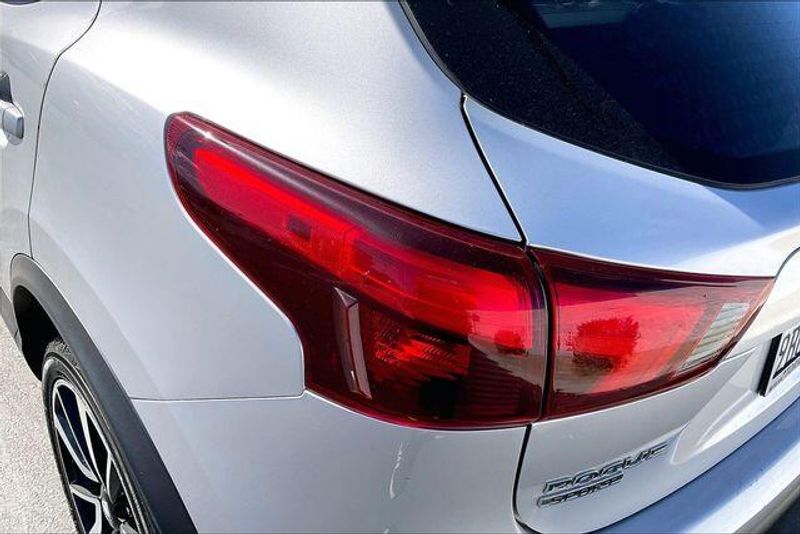 Used 2018 Nissan Rogue Sport SLImage 28