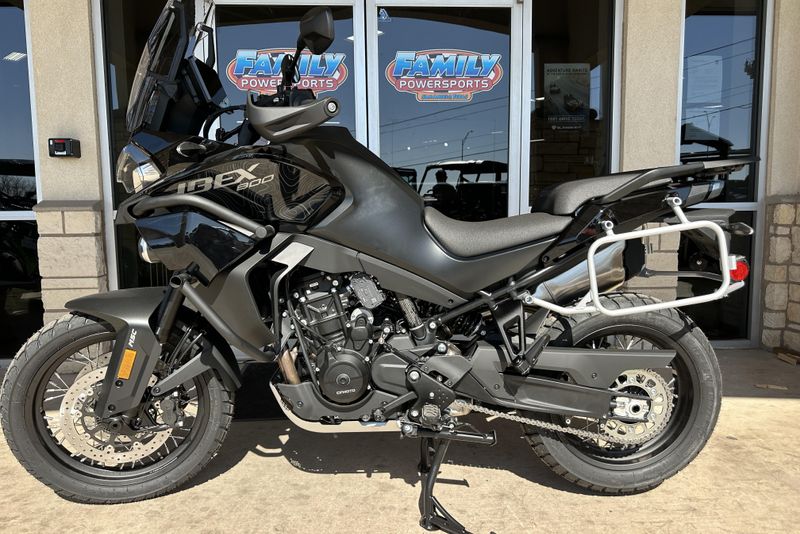 2025 CFMOTO IBEX 800E GEM BLACK 