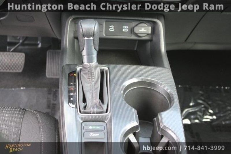 2025 Honda Civic LXImage 15